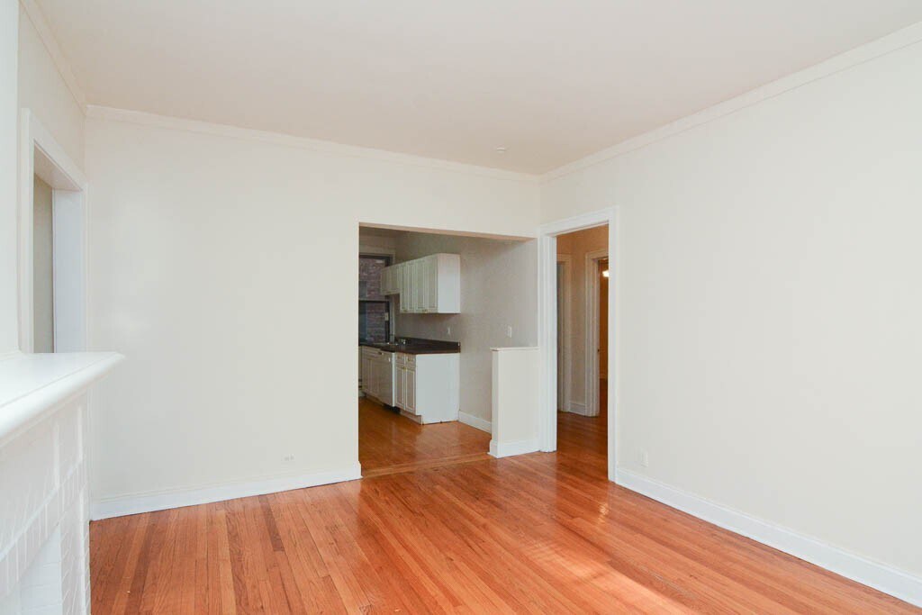 Building Photo - 1315 Oak Ave