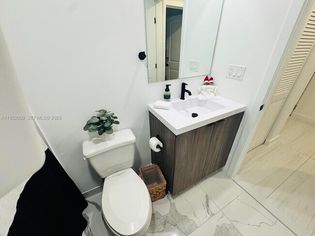 Building Photo - 1312 NW 3rd St