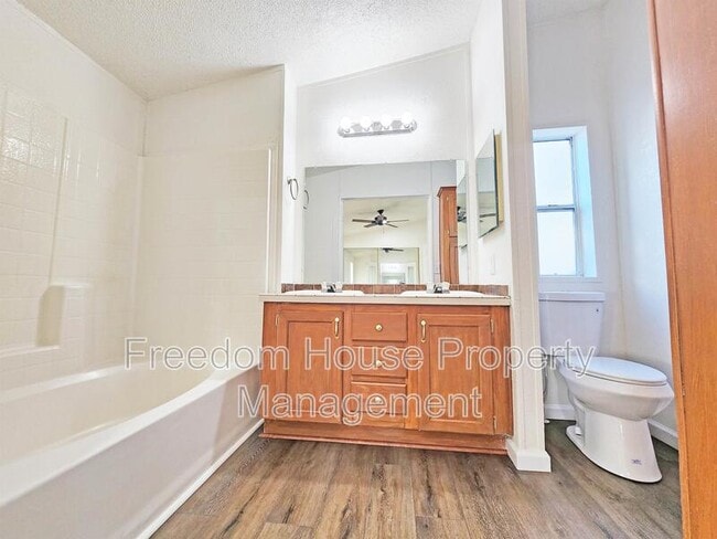 Building Photo - 1281 West St