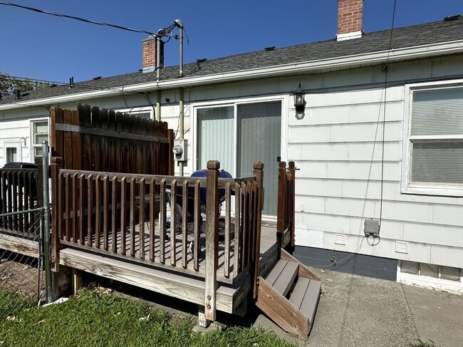 Building Photo - RIchland Duplex for Lease