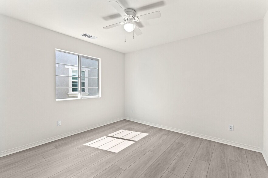 Building Photo - 29261 Humboldt Ct
