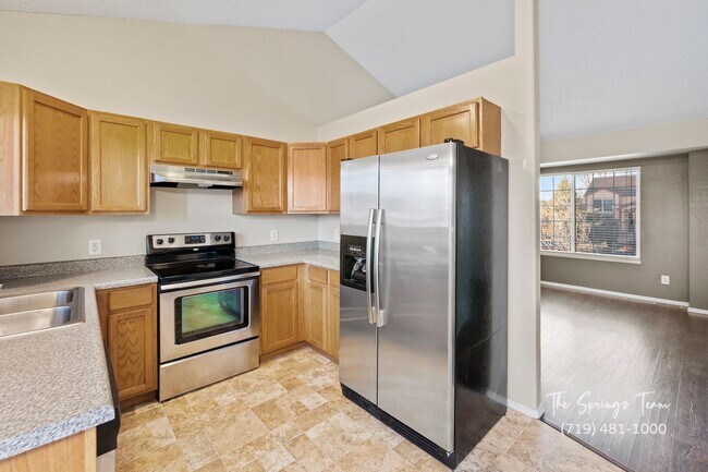 Building Photo - COUNTRYSIDE 3BD/2BA in FOUNTAIN - Security Deposit Waiver Available