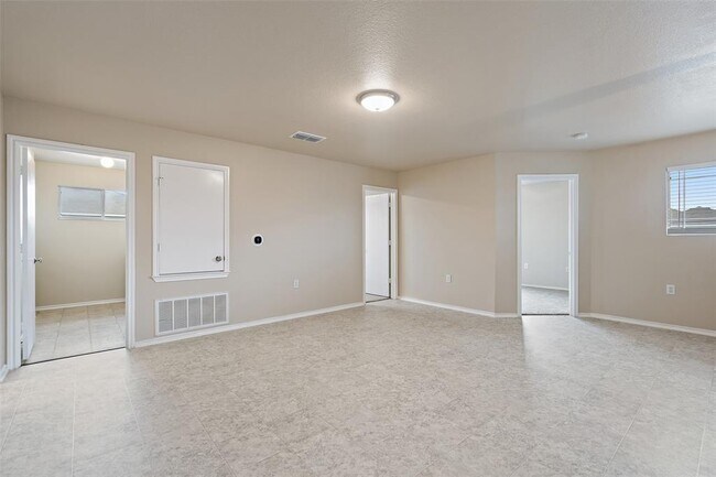 Building Photo - 1617 Anise Dr