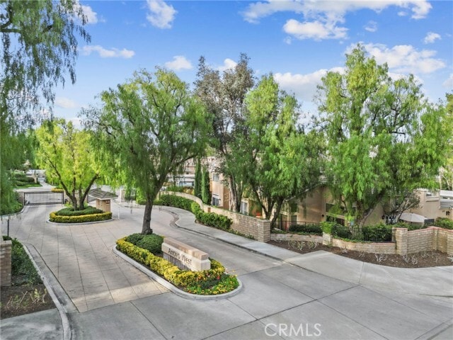 Building Photo - 24013 Arroyo Park Dr