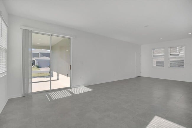 Building Photo - 2048 Shaggy Fisher Dr