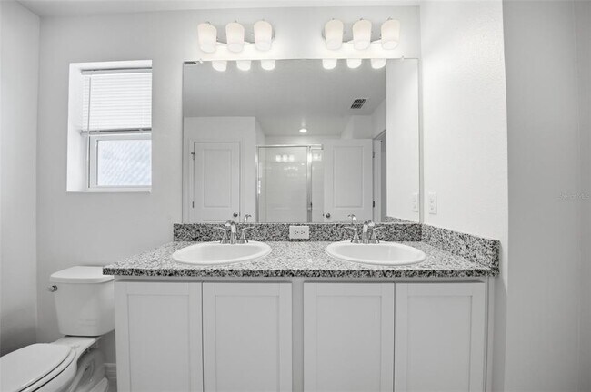 Building Photo - 37411 Roanoke River Wy