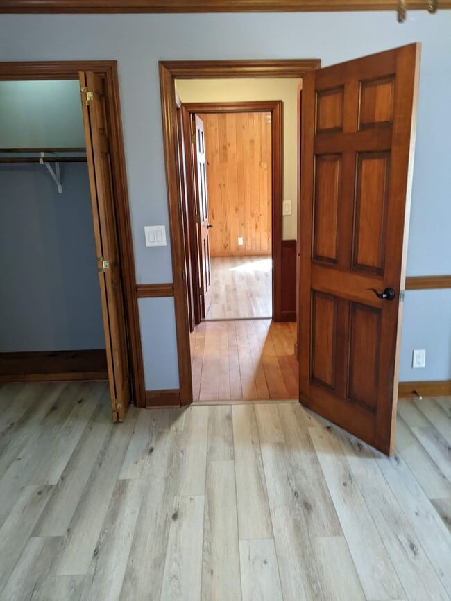 Building Photo - 5990 Idlewild Rd