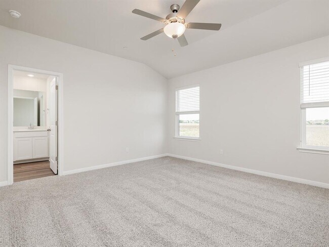 Building Photo - 105 Texas Agate Dr