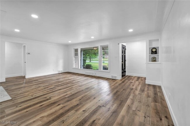 Building Photo - 3367 Monticello Blvd