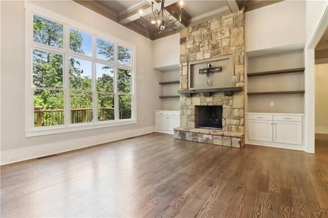 Building Photo - 211 Mount Vernon Hwy