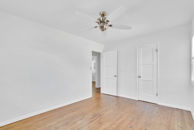 Bdr 3 - 2935 Westwood Blvd