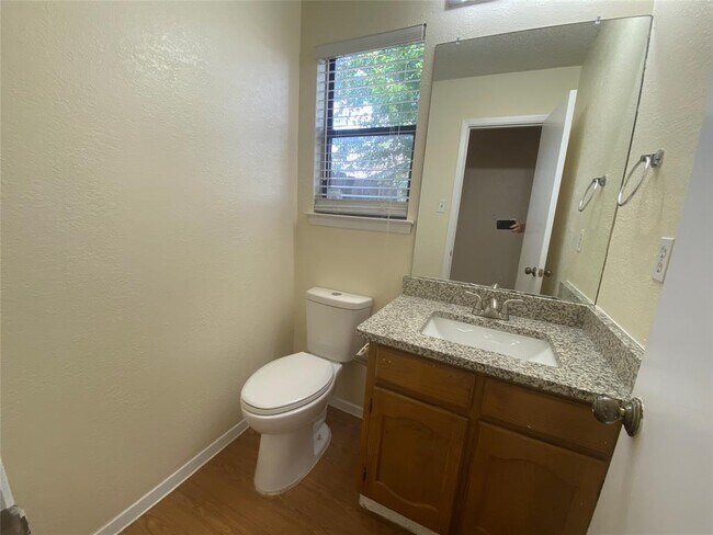 Building Photo - 12307 Deer Falls Dr