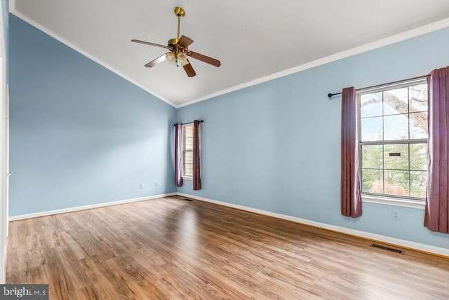 Building Photo - 58 Silver Moon Dr