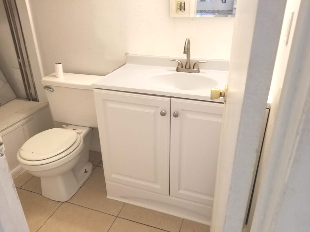 Building Photo - 6717 N Snowflake Dr