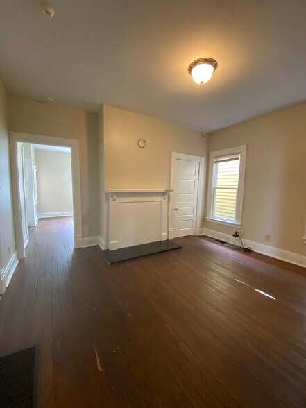 Dining Room - 339 Oldham Ave