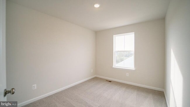 Building Photo - 1350 Red Clover Ln
