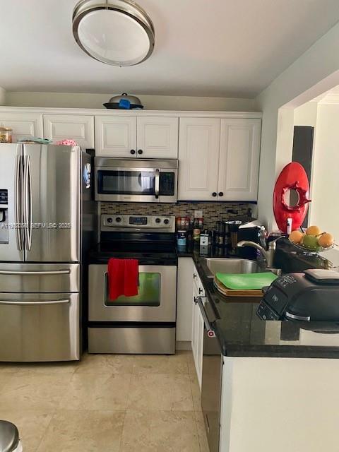 Building Photo - 1391 S Ocean Blvd