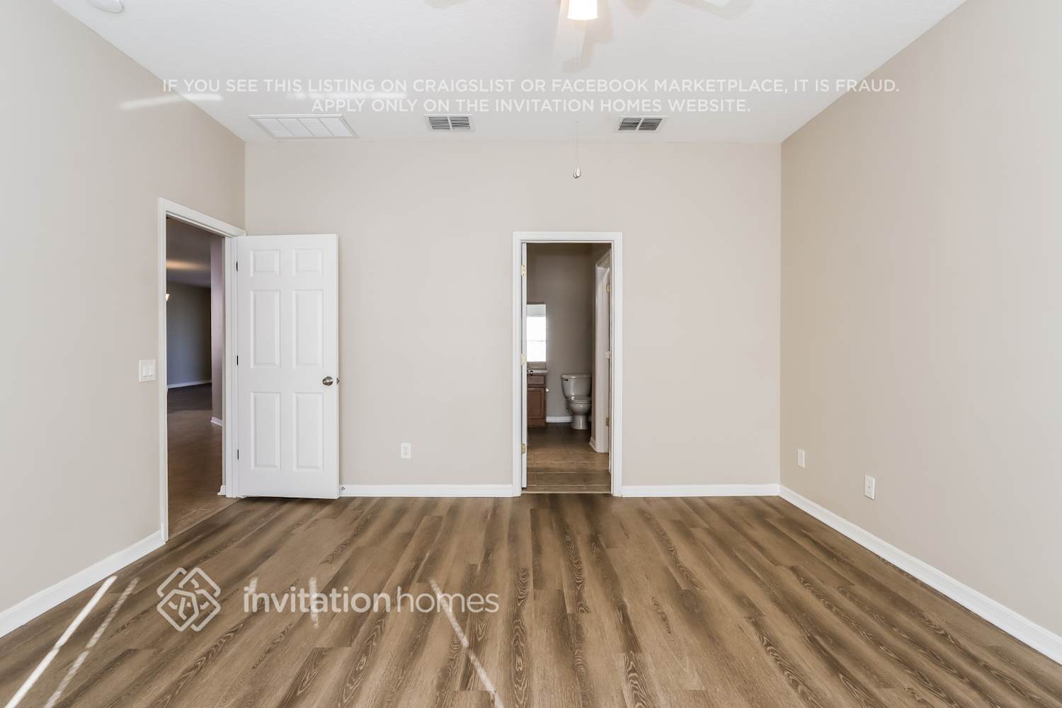 Building Photo - 10750 Pictorial Park Dr