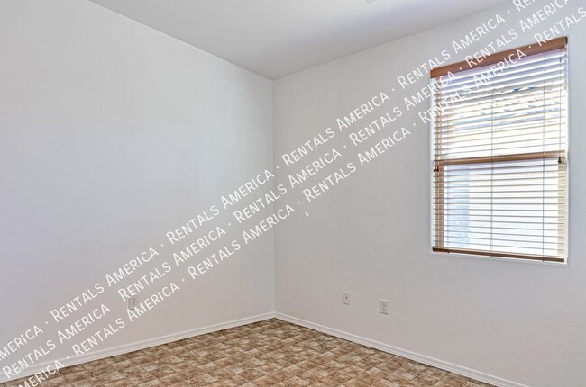 Building Photo - 6855 S Benedetti Ct