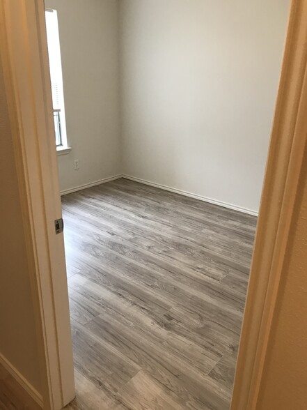 Bedroom #2 - 5750 Golf Hts