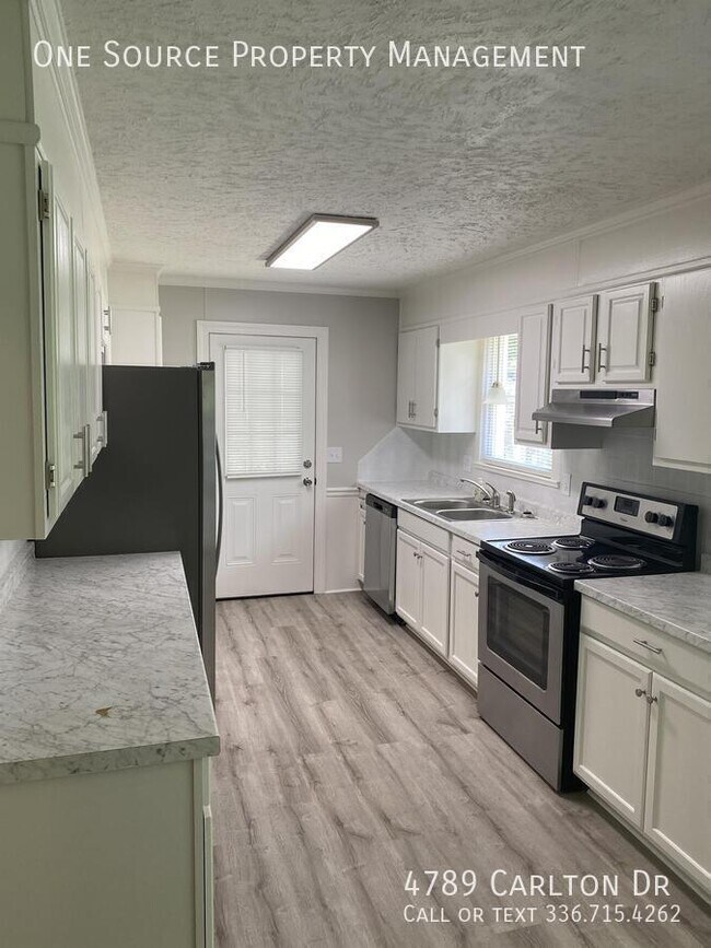 Building Photo - 4789 Carlton Dr