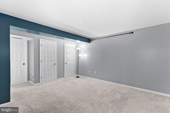 Building Photo - 6 S Lowery Ct
