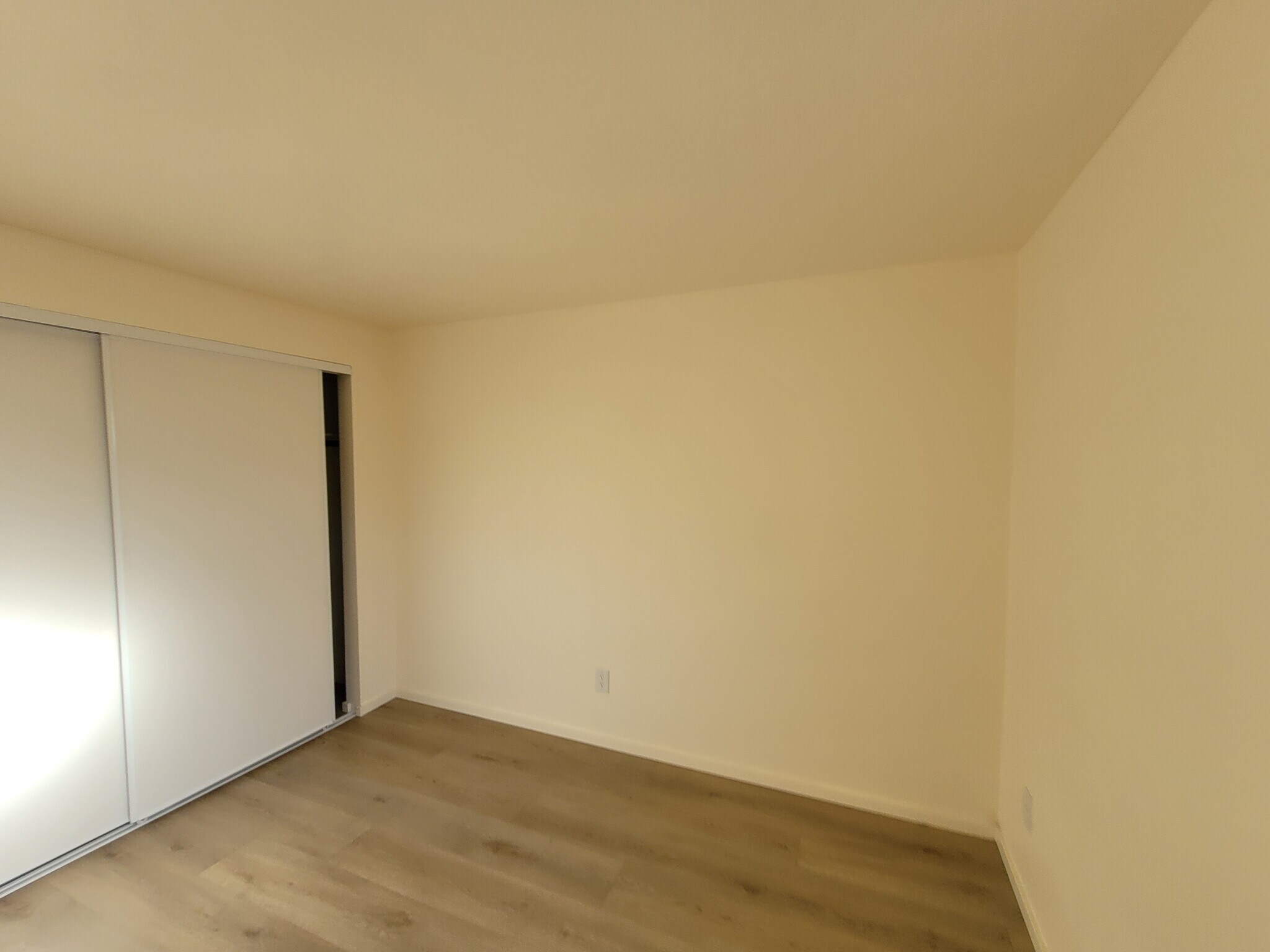 Building Photo - 1045 S Jasper St