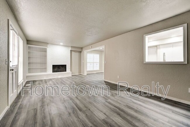 Building Photo - 6460 W Hefner Rd