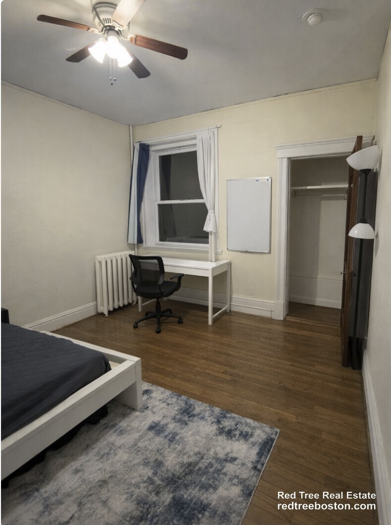 Building Photo - 11 Euston St