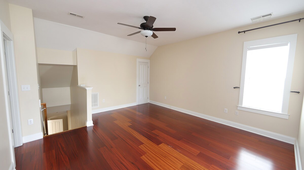 Building Photo - 10817 Connally Ln