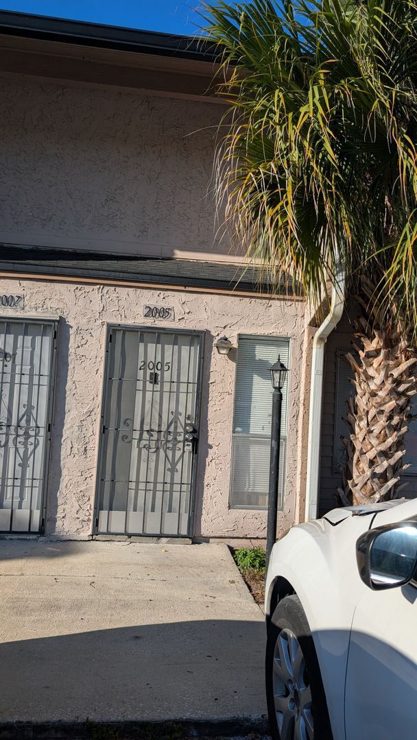 Building Photo - Two Bedrooms with terrace and fenced patio. Move in Special: Move before January 1sth for a secur...