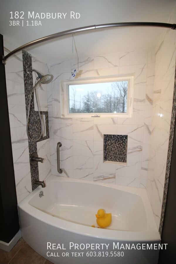 Building Photo - 182 Madbury Rd