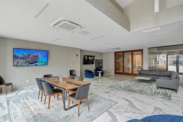 Building Photo - 700 1st St