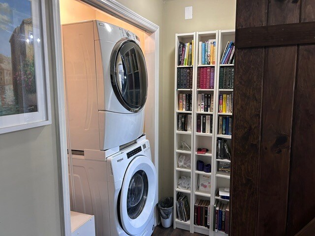 Laundry - 1412 Leigh Ct