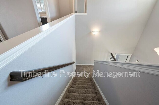 Building Photo - 10202 Boulder Ridge Dr