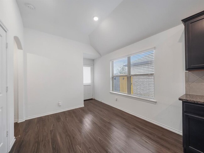 Building Photo - 25554 Pitchfork Ranch Pl