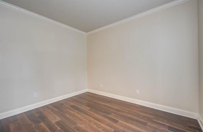 Building Photo - 2210 Waters Edge Ln