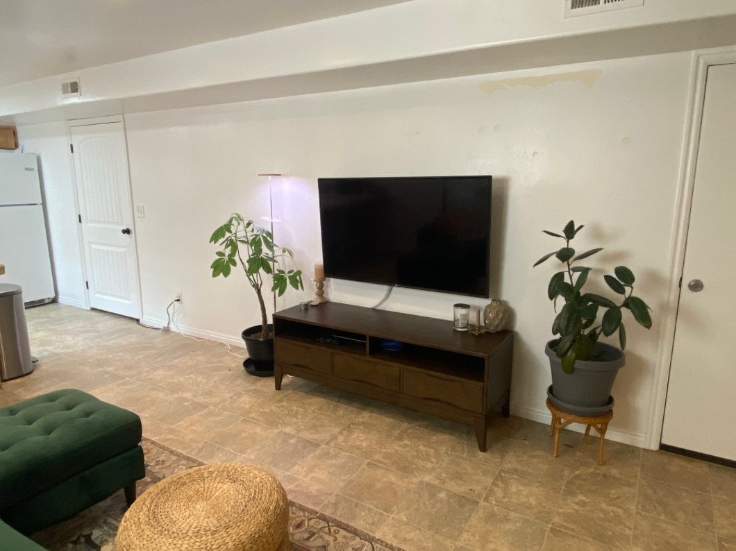 Building Photo - 1297 S 950 W