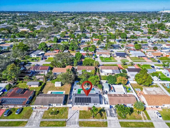 Building Photo - 7001 Coolidge St