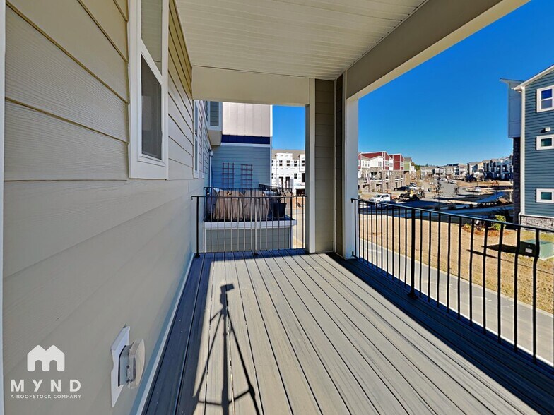 Building Photo - 2330 Aria Park Dr