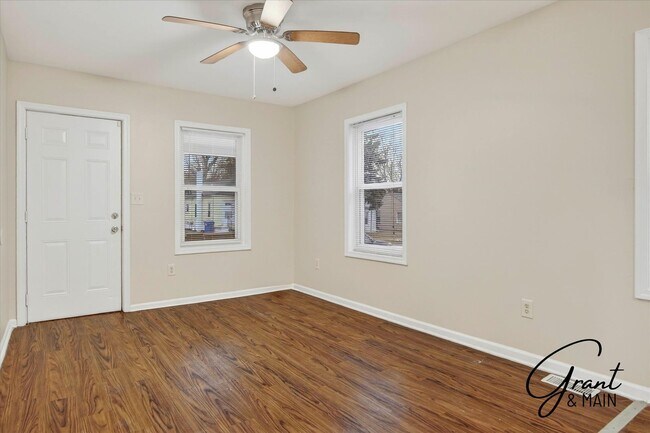 Building Photo - 3 bedroom ranch $1250