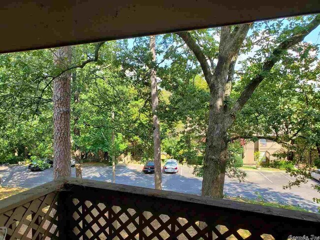 Building Photo - 1201 N Pierce St