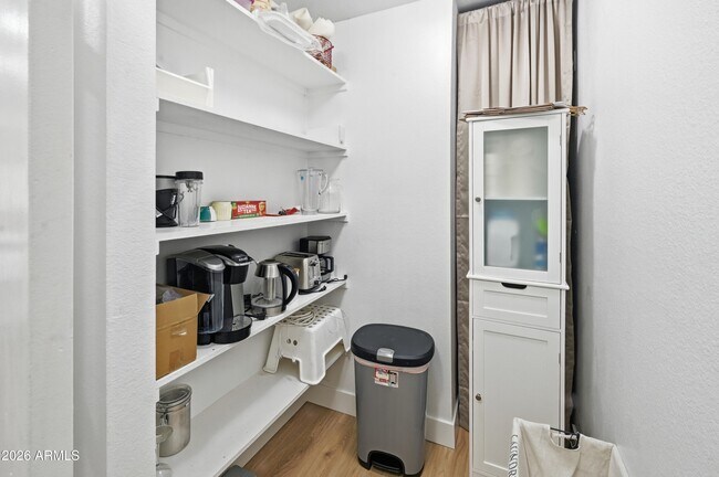 Building Photo - 4704 E Paradise Village Pkwy N