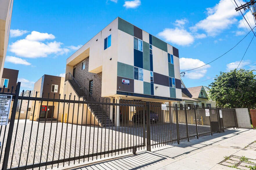 Building Photo - 1164 W 24th St