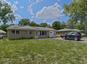 Building Photo - Large Fenced-in Backyard + Stainless Steel Appliances! Available August 5th!
