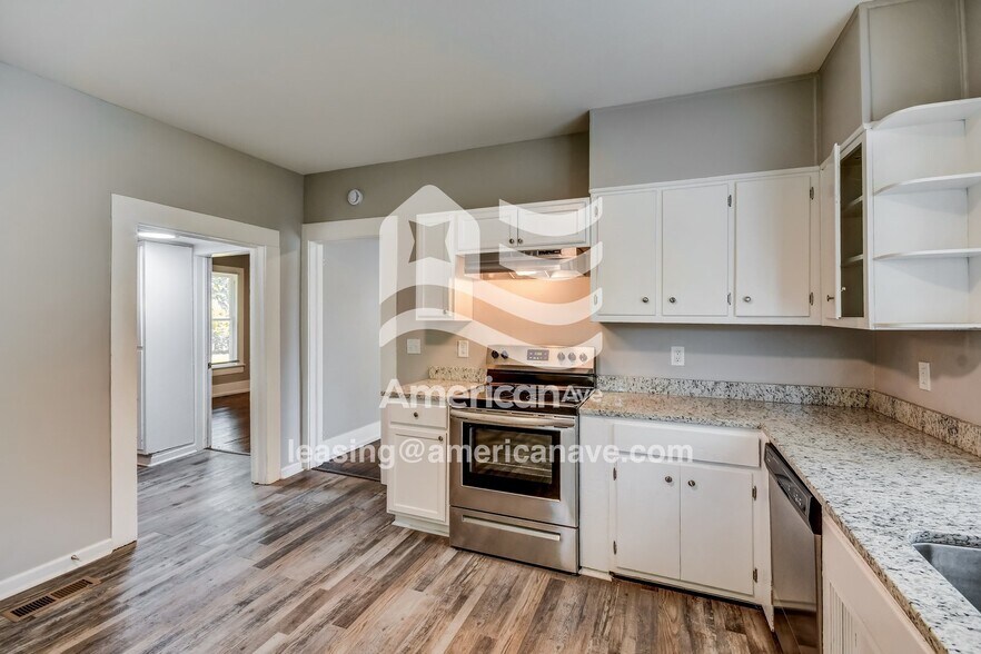 Building Photo - 5312 Terrace J