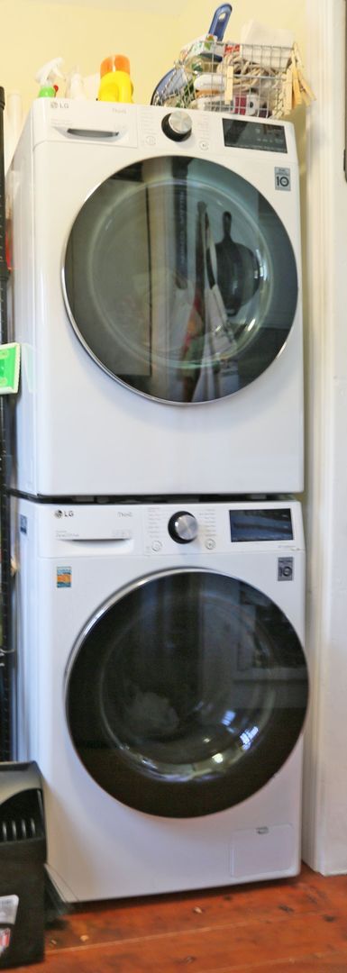 Building Photo - OPEN HOUSE: Sunday (6/8) 3-4pm. 2BR/1BA si...