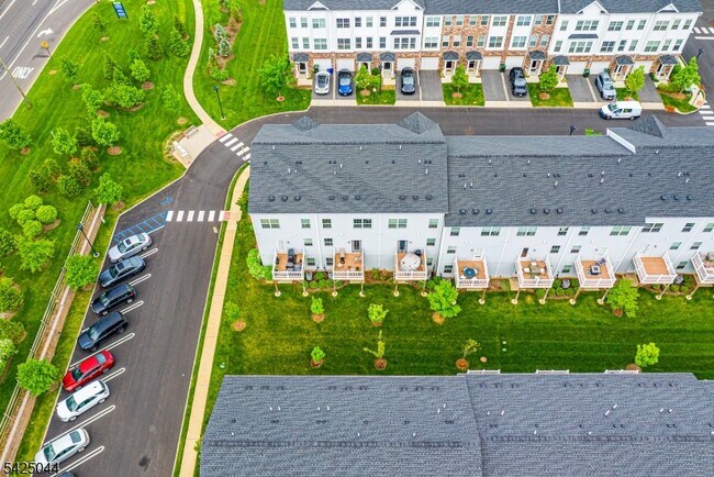 Building Photo - 309 Saratoga Ct