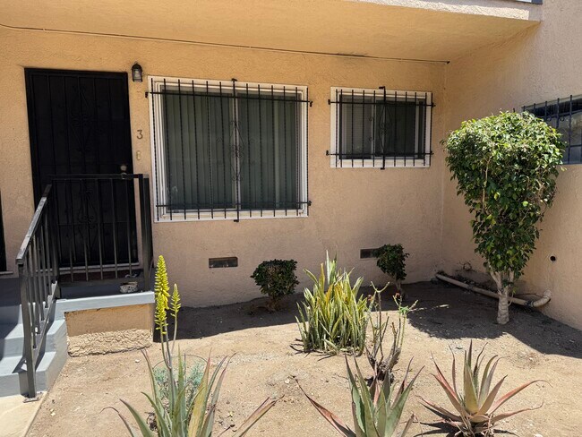 Building Photo - 10630 S Crenshaw Blvd
