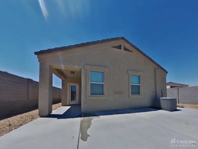 Building Photo - 30960 W Amelia Ave